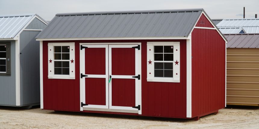 garden shed in red